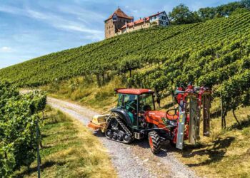 Kubota Narrow Power Crawler