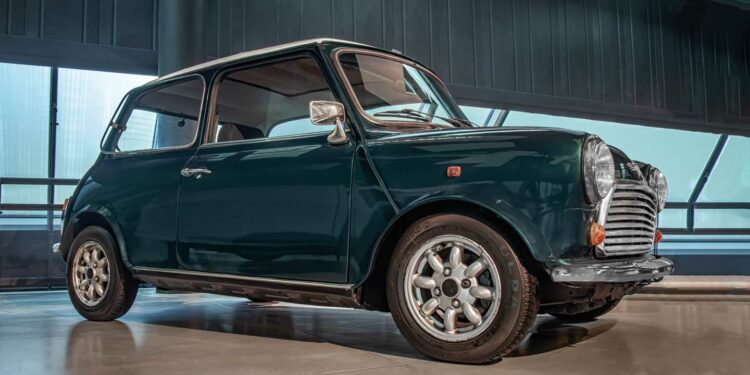 Mini