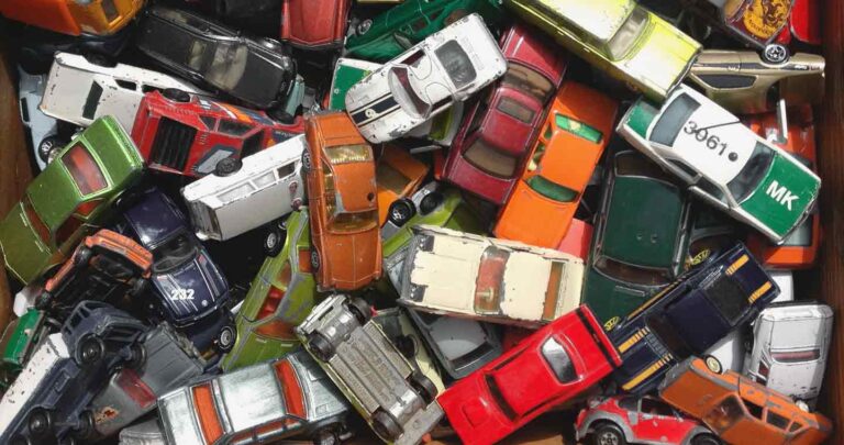 Matchbox Autos