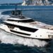 Custom-Line-106-Serienyachten von Ferretti