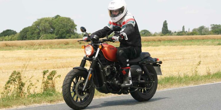 Hyosung GV 125 S Aquila