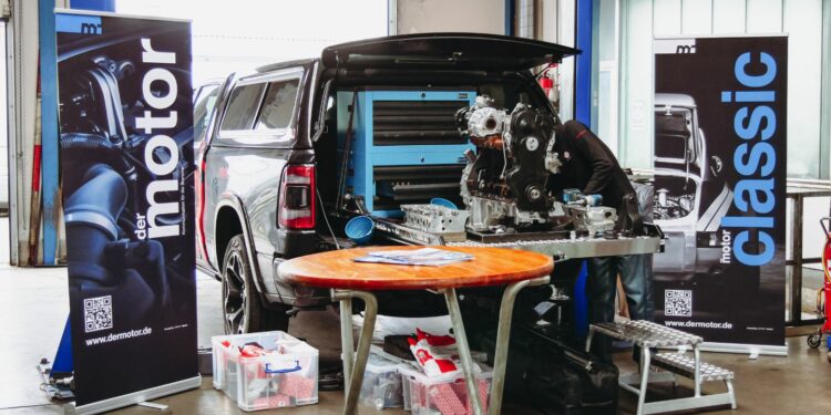 Schulungstruck Elring