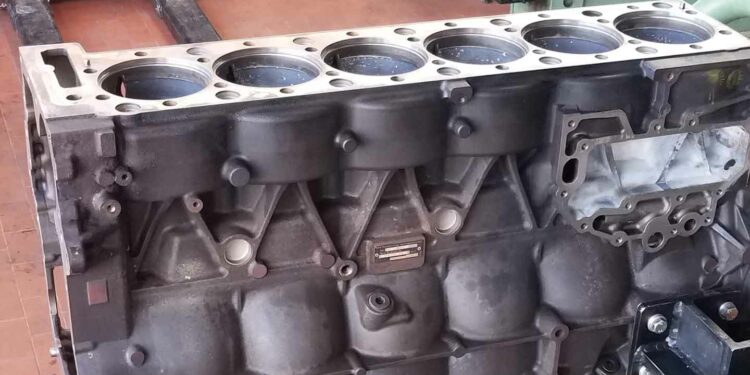 Revision an einem MAN D2066 LUH