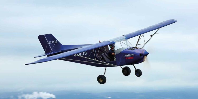 Flugzeug mit Yamahar-Motor