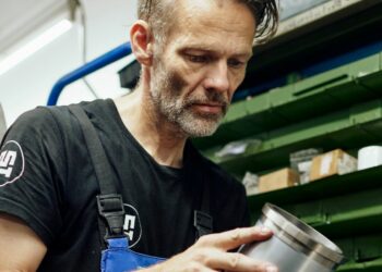 Motoren Henze Instandsetzungsarbeiten