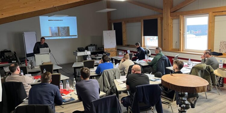 Schulung Motorenakademie Wild