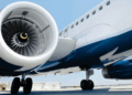 V2500 Triebwerk am Flugzeug