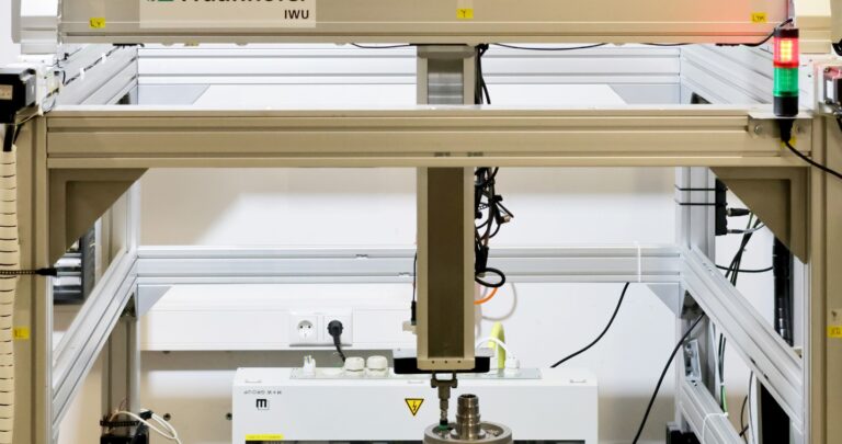 Demontage-Demonstrator Fraunhofer IWU