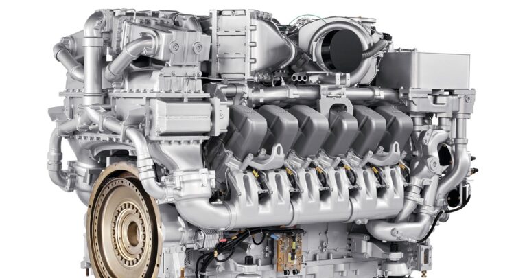 MTU rail engine