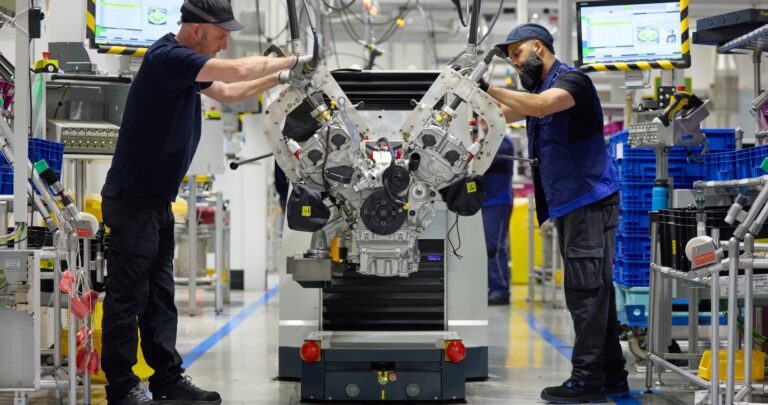 P90629458_highRes_v-engine-production
