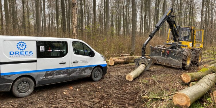 Motorentechnik Drees im Außendienst